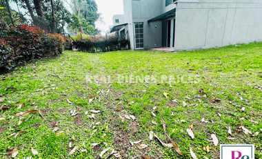 Casa Esquinera en Arriendo – Unidad Cerrada con Zona Verde