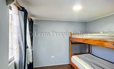 Leon Propiedades arrienda casa en sector Cuyuncavi, Curacaví.