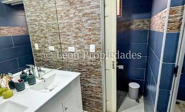 Leon Propiedades arrienda casa en sector Cuyuncavi, Curacaví.