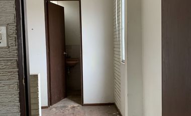 ¡Oportunidad en esquina! Terreno de 252 m² en Cedros de Villa, a ½ cdra. de parque – ideal proyecto o remodelación
