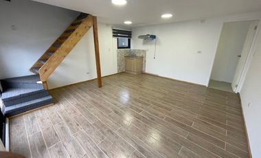 Arriendo casa soleada sin amoblar, sector Parque Fundadores, Puerto Montt.