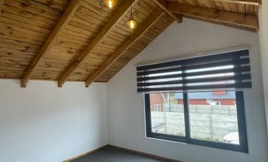 Arriendo casa soleada sin amoblar, sector Parque Fundadores, Puerto Montt.