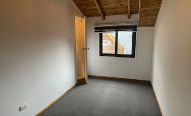 Arriendo casa soleada sin amoblar, sector Parque Fundadores, Puerto Montt.