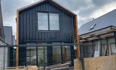 Arriendo casa soleada sin amoblar, sector Parque Fundadores, Puerto Montt.