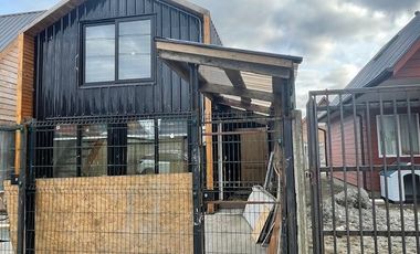 Arriendo casa soleada sin amoblar, sector Parque Fundadores, Puerto Montt.