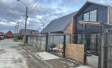 Arriendo casa soleada sin amoblar, sector Parque Fundadores, Puerto Montt.