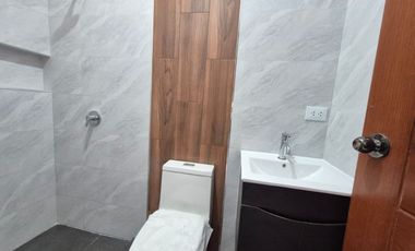 VENTA DE CASA EN URBANIZACIÓN LOS SAUCES CERCA DE LA UNIVERSIDAD SIPÁN