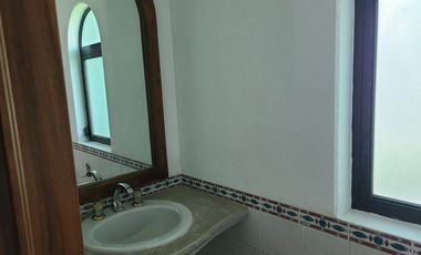 CASA EN RENTA, VALLE REAL, ZAPOPAN
