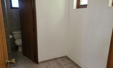 CASA EN RENTA, VALLE REAL, ZAPOPAN