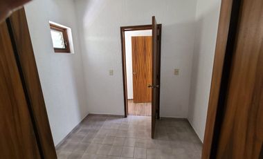 CASA EN RENTA, VALLE REAL, ZAPOPAN