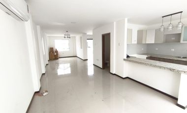 Arriendo casa de estreno Vía a la Costa Terra Nostra et Belaterra