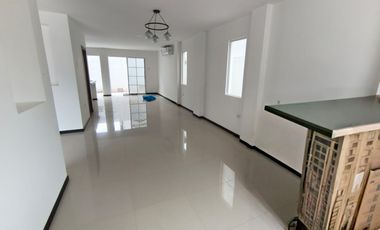 Arriendo casa de estreno Vía a la Costa Terra Nostra et Belaterra