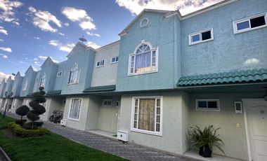 Casa de venta en calderón dentro de conjunto cerca al coral