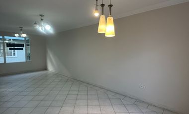 Casa de venta en calderón dentro de conjunto cerca al coral