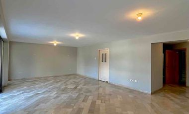 LOMAS DE URDESA-TERRAZA-VENTANALES-GARAGE DOS CARROS PUERTAS ELECTRICAS