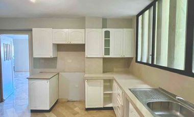 LOMAS DE URDESA-TERRAZA-VENTANALES-GARAGE DOS CARROS PUERTAS ELECTRICAS