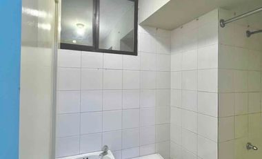 LOMAS DE URDESA-TERRAZA-VENTANALES-GARAGE DOS CARROS PUERTAS ELECTRICAS