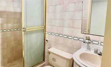 LOMAS DE URDESA-TERRAZA-VENTANALES-GARAGE DOS CARROS PUERTAS ELECTRICAS