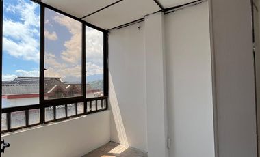 ARRIENDO APARTAMENTO EN EL TERMINAL ANTIGUO CERCA AL CENTRO DE MANIZALES
