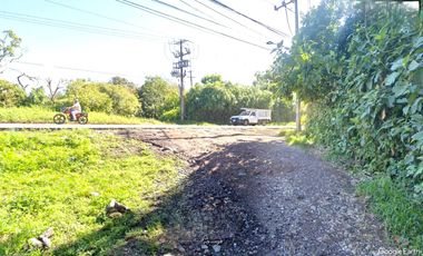 Venta de Terreno plano a solo 100m de la carretera Coatepec - Las Trancas, en la periferia de la Cd. Coatepec