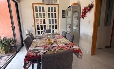 Venta de Casa en Condominio en Lomas Verdes a un costado de la UVM