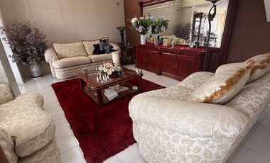Venta de Casa en Condominio en Lomas Verdes a un costado de la UVM