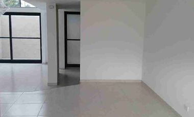 VENDO HERMOSA CASA EXCELENTE UBICACIÓN EN FUSAGASUGA