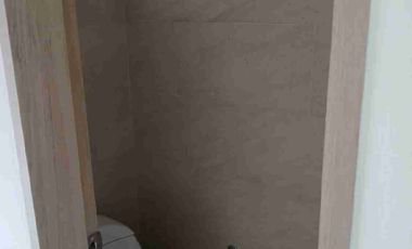 VENDO HERMOSA CASA EXCELENTE UBICACIÓN EN FUSAGASUGA