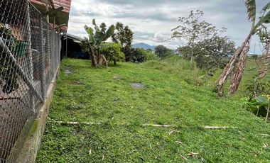 Se arrienda Casa Campestre vía Armenia sector tribunas
