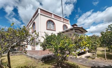 Se vende casa independiente esquinera en La Victoria Ibarra