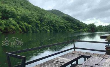 📍 Prime Riverside Land with Billion-Dollar Views
Title deed includes a riverside wooden house on the Kwai Yai River – 3 bedrooms, 3bathrooms, with a balcony. Located along Highway 3199, near Erawan Waterfall ☘️🍂
🔥 Only 16 million THB!