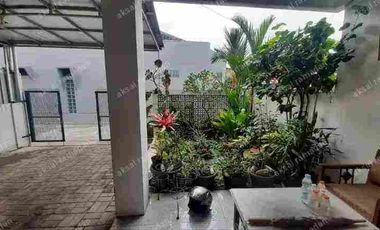 Rumah Dijual 2,5 Lantai Strategis Dekat Griya Arcamanik Bandung
