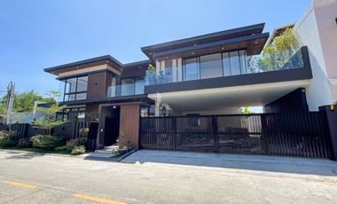 Luxurious Modern Tropical House and Lot For Sale in BF Homes, Parañaque City