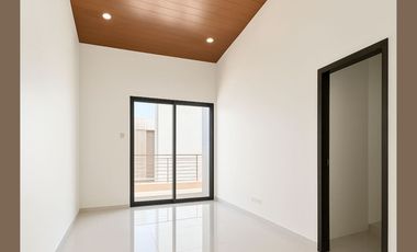 San Juan Townhouse for Sale!