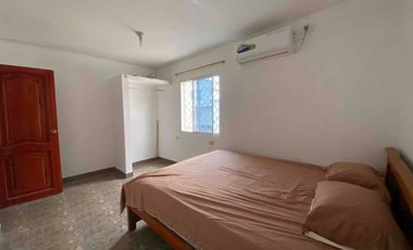 Vendo casa en Manta zona sur de oportunidad