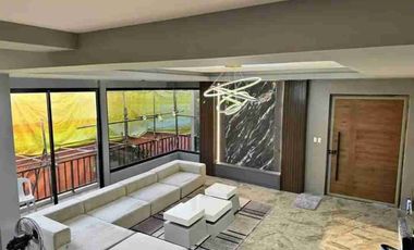 4 Bedroom House with Swimming Pool For Sale in Maria Luisa Cebu City