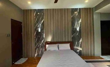 4 Bedroom House with Swimming Pool For Sale in Maria Luisa Cebu City