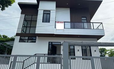 Move-In Ready Casa Milan, QC Home – Elegant, Spacious & Exclusive! -Keziah