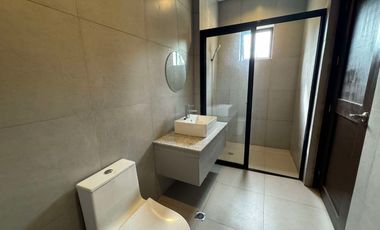 Move-In Ready Casa Milan, QC Home – Elegant, Spacious & Exclusive! -Keziah