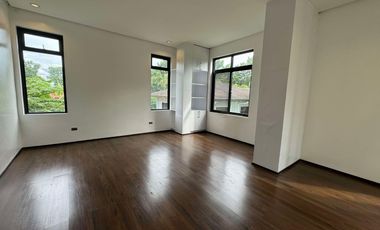 Move-In Ready Casa Milan, QC Home – Elegant, Spacious & Exclusive! -Keziah