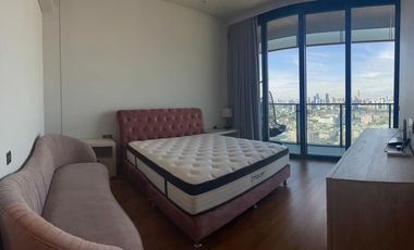Sale / Rent Condo Banyan Tree Residences Riverside Bangkok  BTS Saphan Taksin Type 3 bed, 4 bath 1 maid room