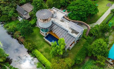 Urgent Sale! Luxury Modern Loft-Style Riverside Home on Over 3 Rai of Land with Saltwater Pool & Solar System –  Tranquil atmosphere