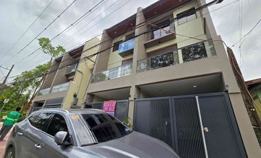 Townhouse for sale in Don Antonio Heights, Brgy Holy Spirit, Commonwealth Quezon City