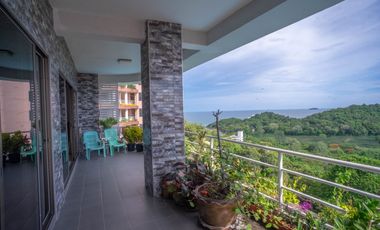 4 bedrooms – Panoramic Sea and Mountain Views
