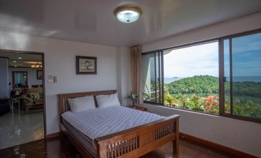 4 bedrooms – Panoramic Sea and Mountain Views