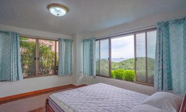 4 bedrooms – Panoramic Sea and Mountain Views