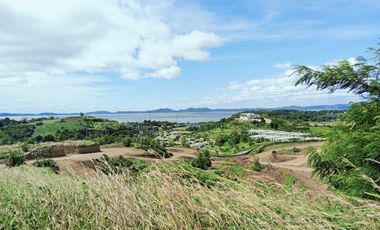 Overlooking the Laguna De Bay Subdivision Lot in Pililia Rizal