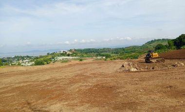 Overlooking the Laguna De Bay Subdivision Lot in Pililia Rizal