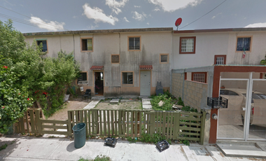 CASA EN CALLE KUSAM, Cancún, Quintana Roo, México. ¡NO CRÉDITOS!