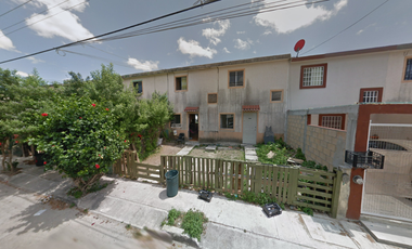 CASA EN CALLE KUSAM, Cancún, Quintana Roo, México. ¡NO CRÉDITOS!